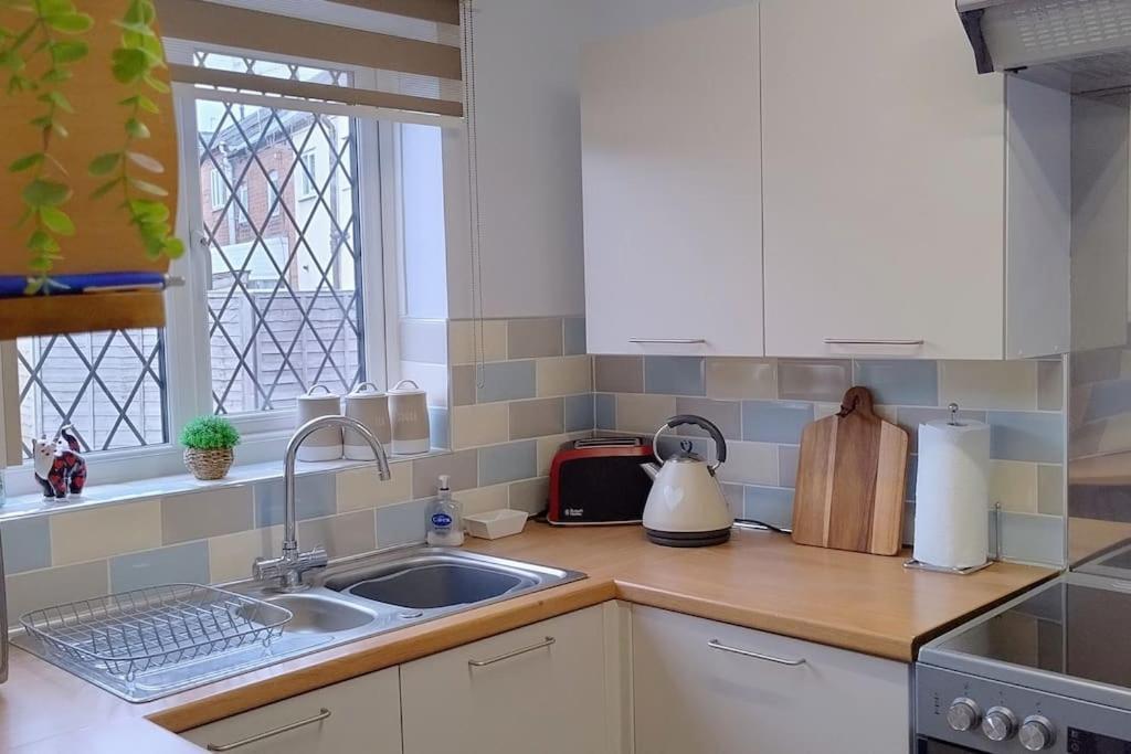 Ludlow Mews Town House With Free Parking Extérieur photo