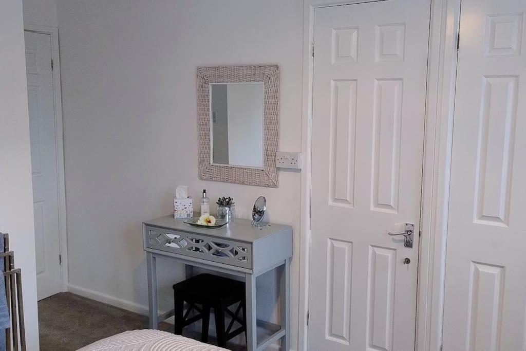 Ludlow Mews Town House With Free Parking Extérieur photo