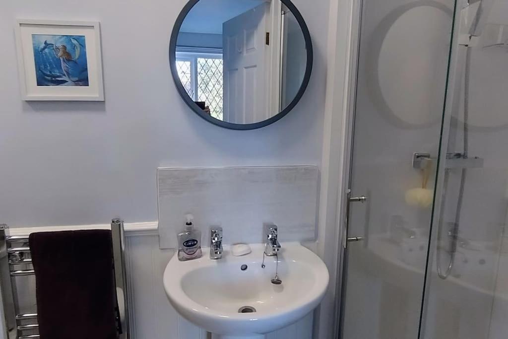 Ludlow Mews Town House With Free Parking Extérieur photo